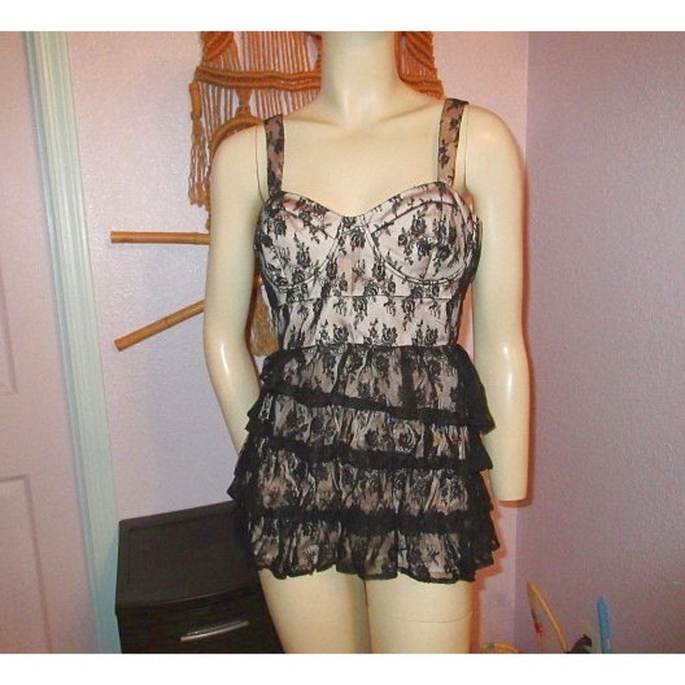 Y2K Whimsigoth Fairy Grunge Lace Tiered Bustier Top Size M Sheer Coquette Baddie